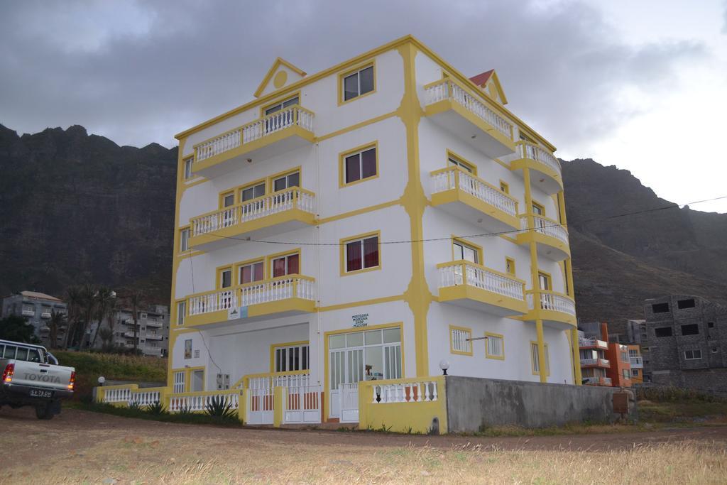 Residencial Trilhas & Montanhas Ponta Do Sol Exterior photo